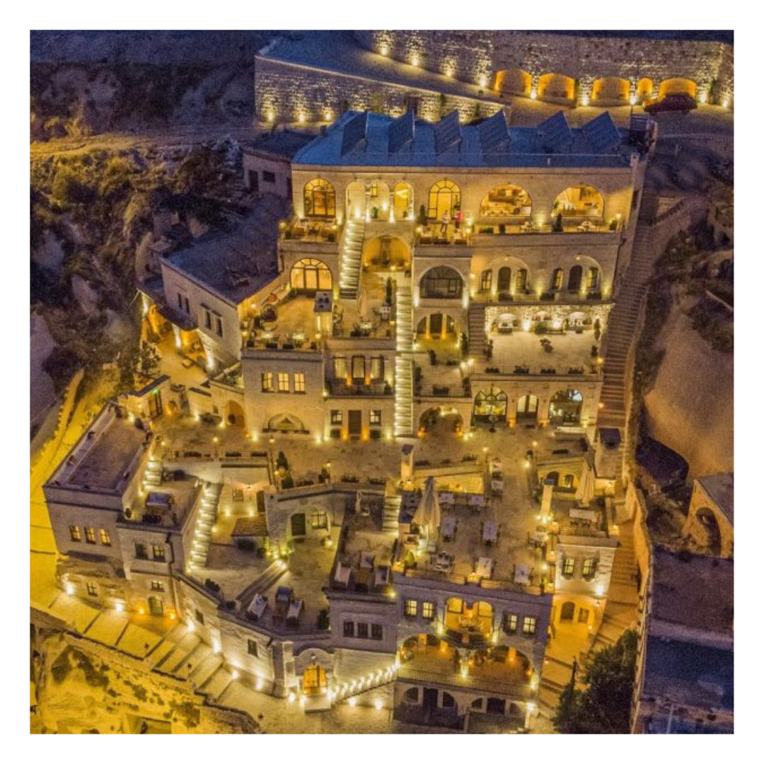 Nino Cave Suites