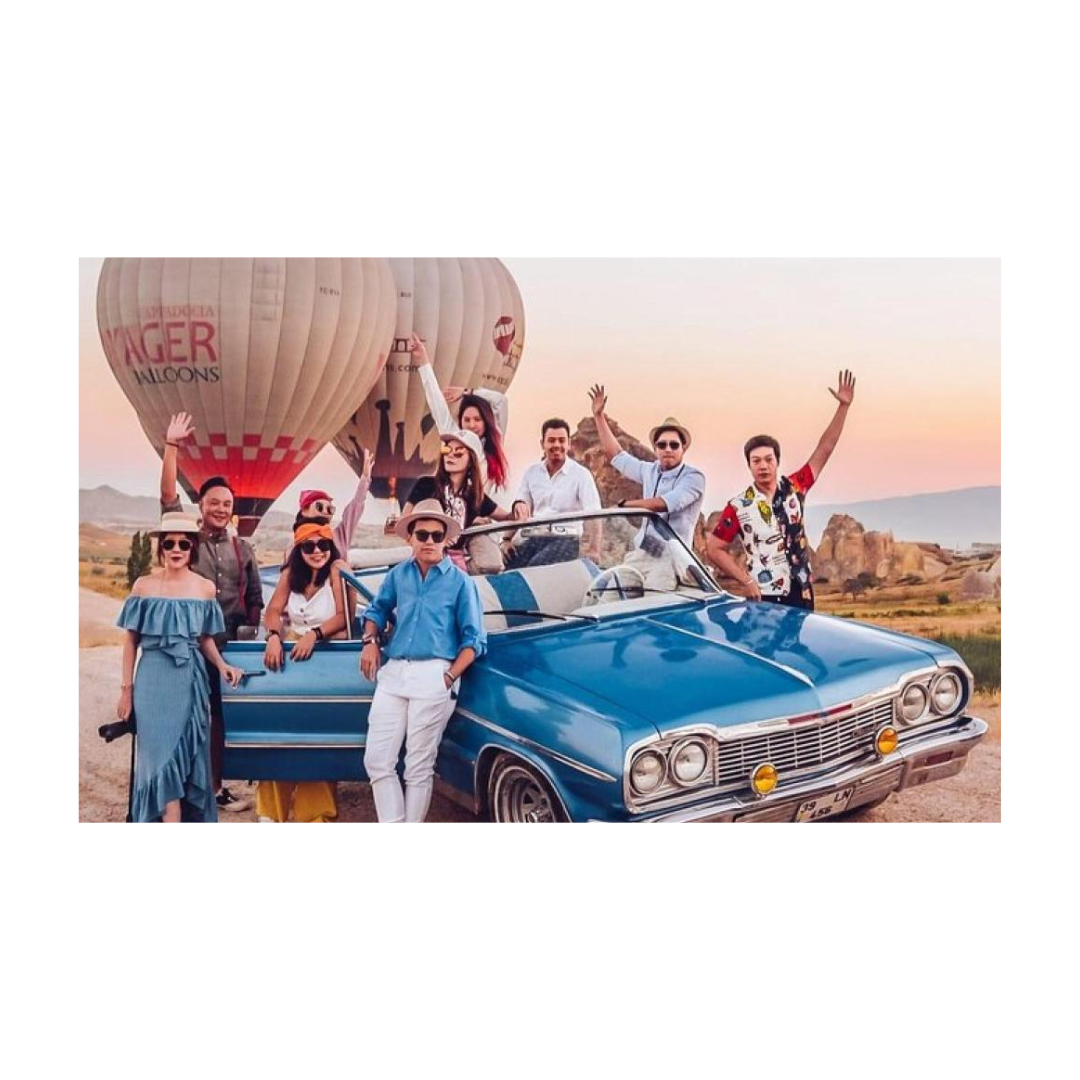 Sunset or Sunrice Classic Car Ride