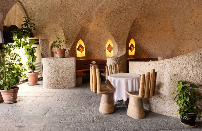 Uçhisar Kaya Hotel